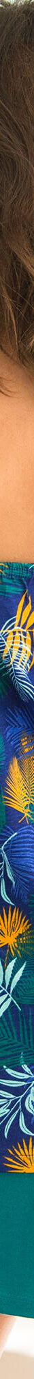 Top de pyjama en coton et macramé - imprimé tropical (bleu / safran) Top de pyjama en coton et macramé - imprimé tropical (bleu / safran)